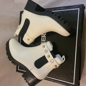 Karl Lagerfeld Paris Women’s Porshay Lug Sole Bootie in Bone